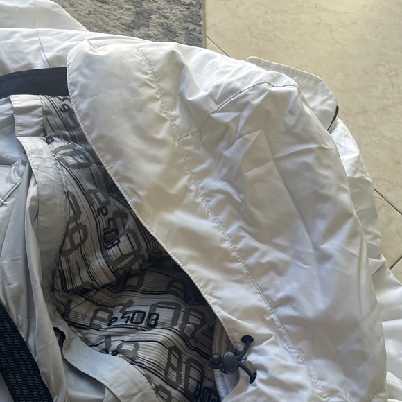 woman ski/Snowboard jacket sz SMALL - Picture 9 of 12